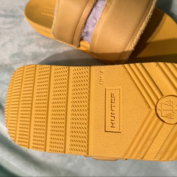 Hunter Terry Lined Sandals NWOT - Picture 5 of 5